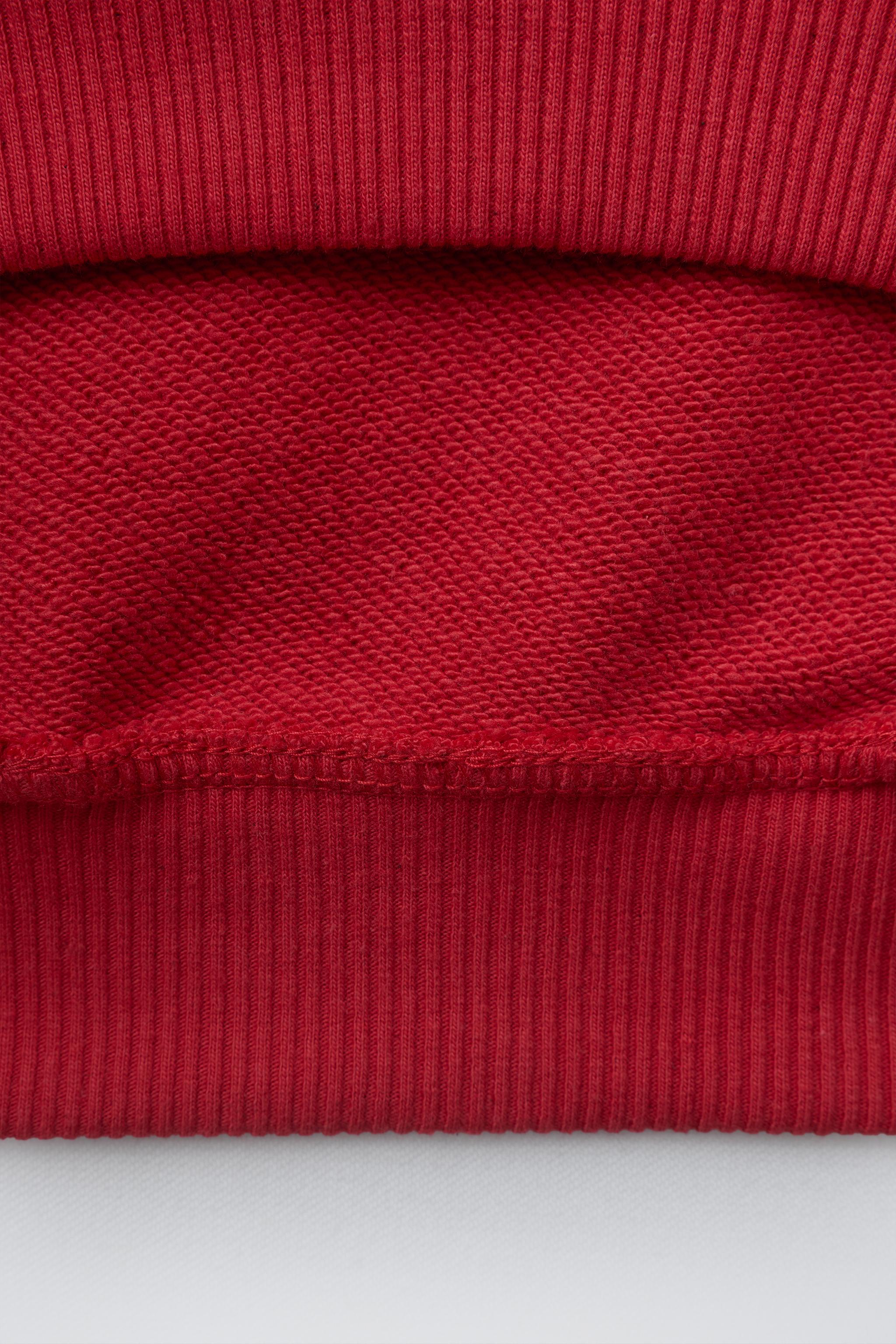 EMBROIDERED SWEATSHIRT