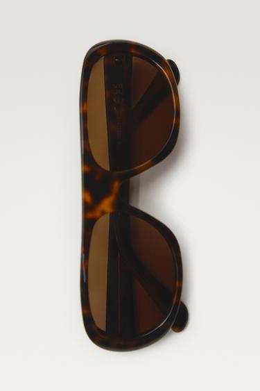 Lunettes de soleil ovales effet écaille - Marron de Zara