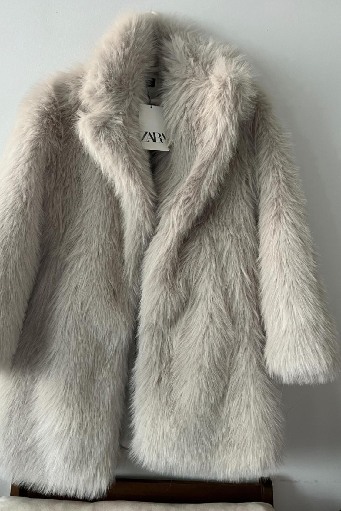 FAUX FUR COAT - Image 3