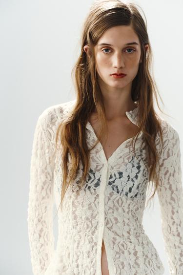 LACE BUTTONED TOP - Ecru by Zara
