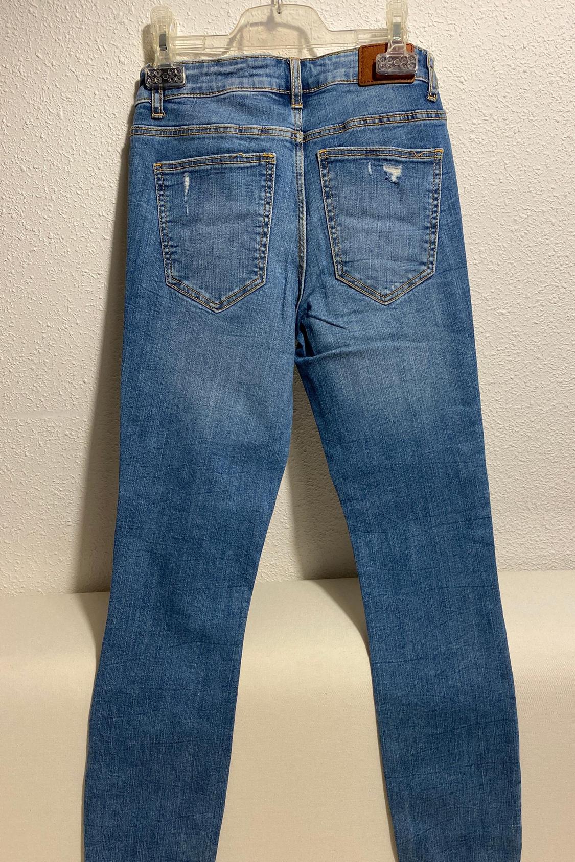 JEANS CON ROTOS ZARA TRAFALUC DENIM COLLECTION - Image 4