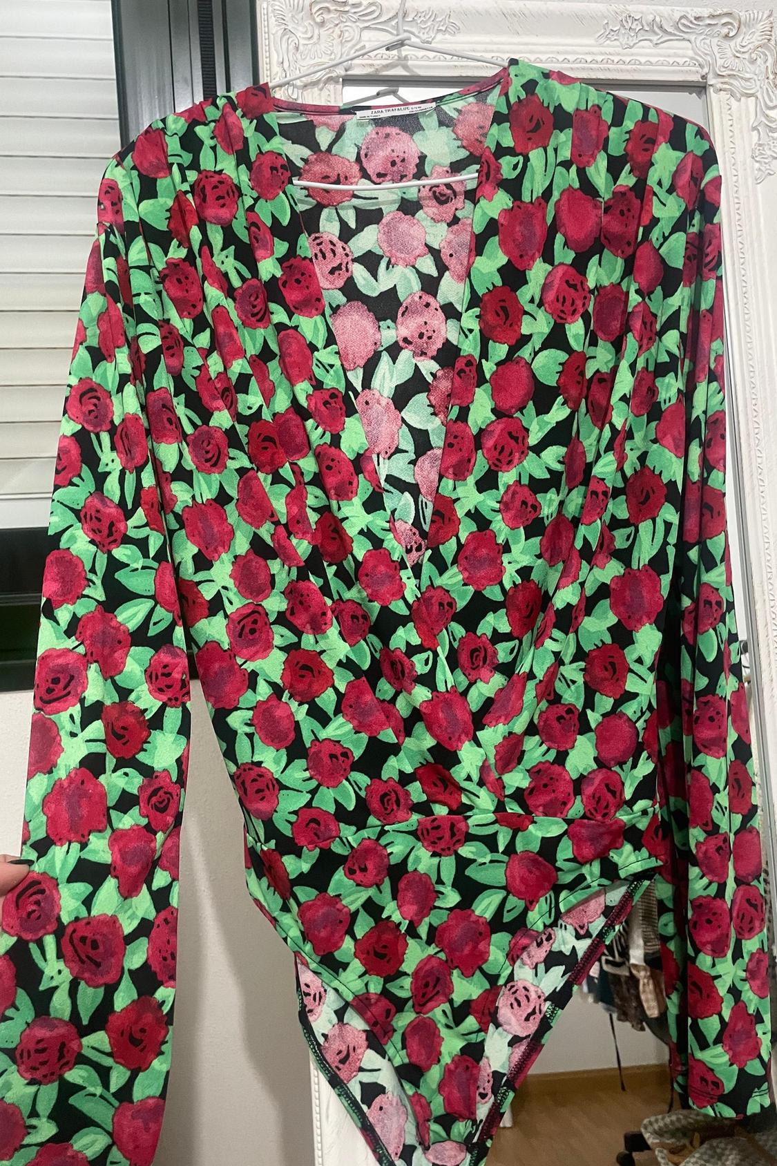 CROSSED BODYSUIT WITH LONG SLEEVES