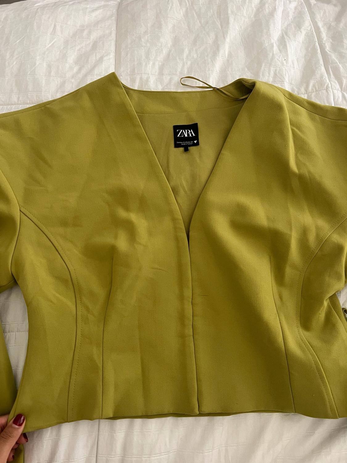 BELTED FITTED BLAZER - Image 2