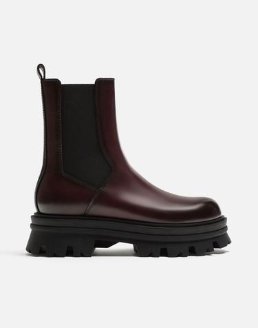BOTA CHELSEA COM VOLUME - Vermelho-bordô da Zara
