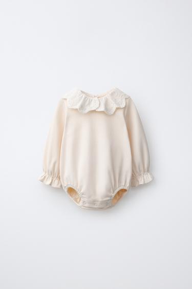 BODY CUELLO BOBO BORDADO - Crudo claro de Zara - Imagen 0