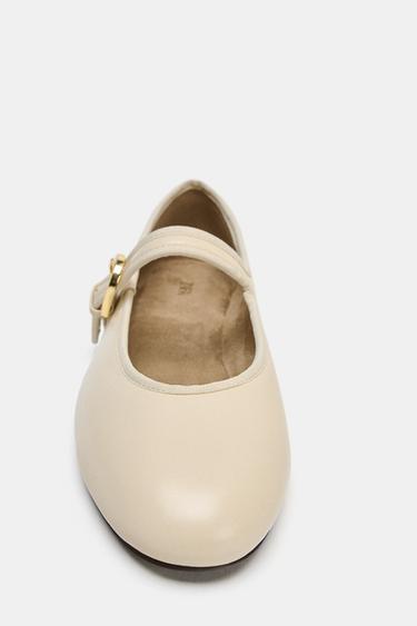 BALLERINES EN CUIR SOFT - Blanc de Zara - Image 4