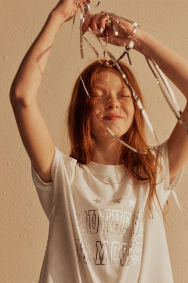 CAMISETA CUT OUT ESTAMPADO BRILLO - Branco de Zara