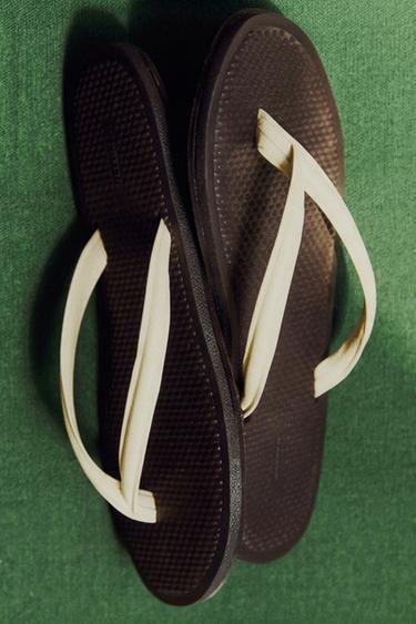 LEATHER STRAPPY SANDALS - Beige by Zara