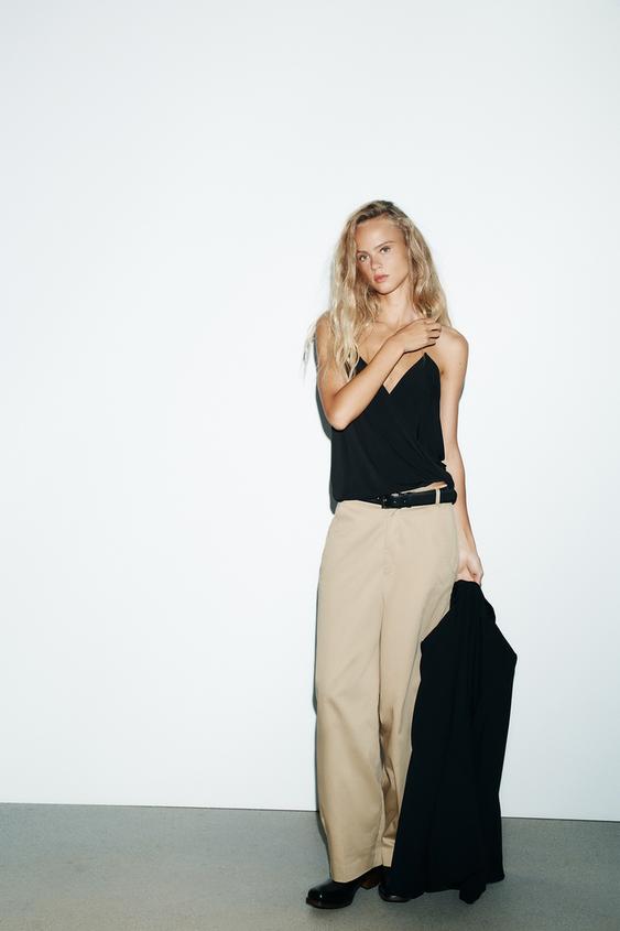 Osiyo lezbiyen squirt Yapon ayol jonli pornoda sutni yutadi