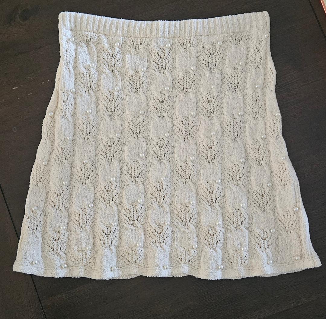 PEARL TRIM KNIT SKIRT