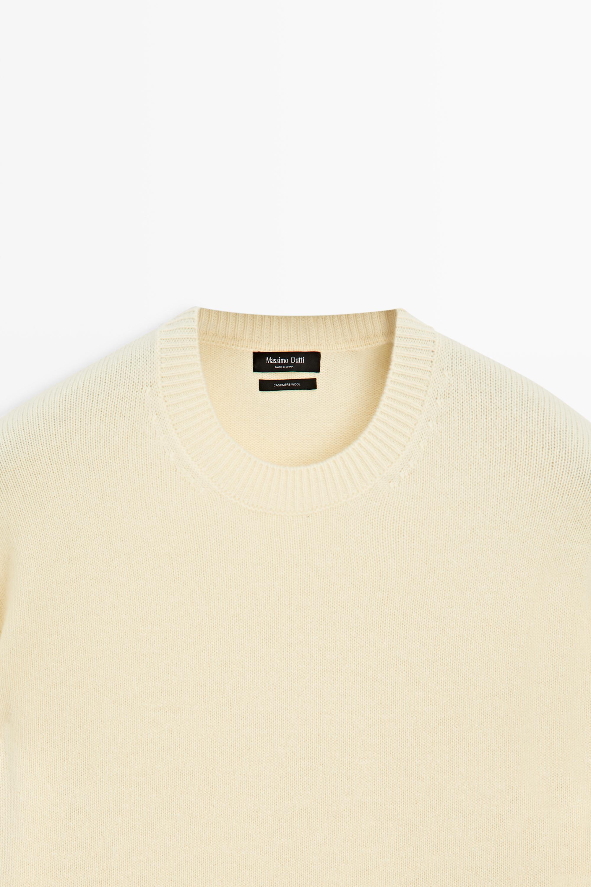 Cashmere round neck knit sweater