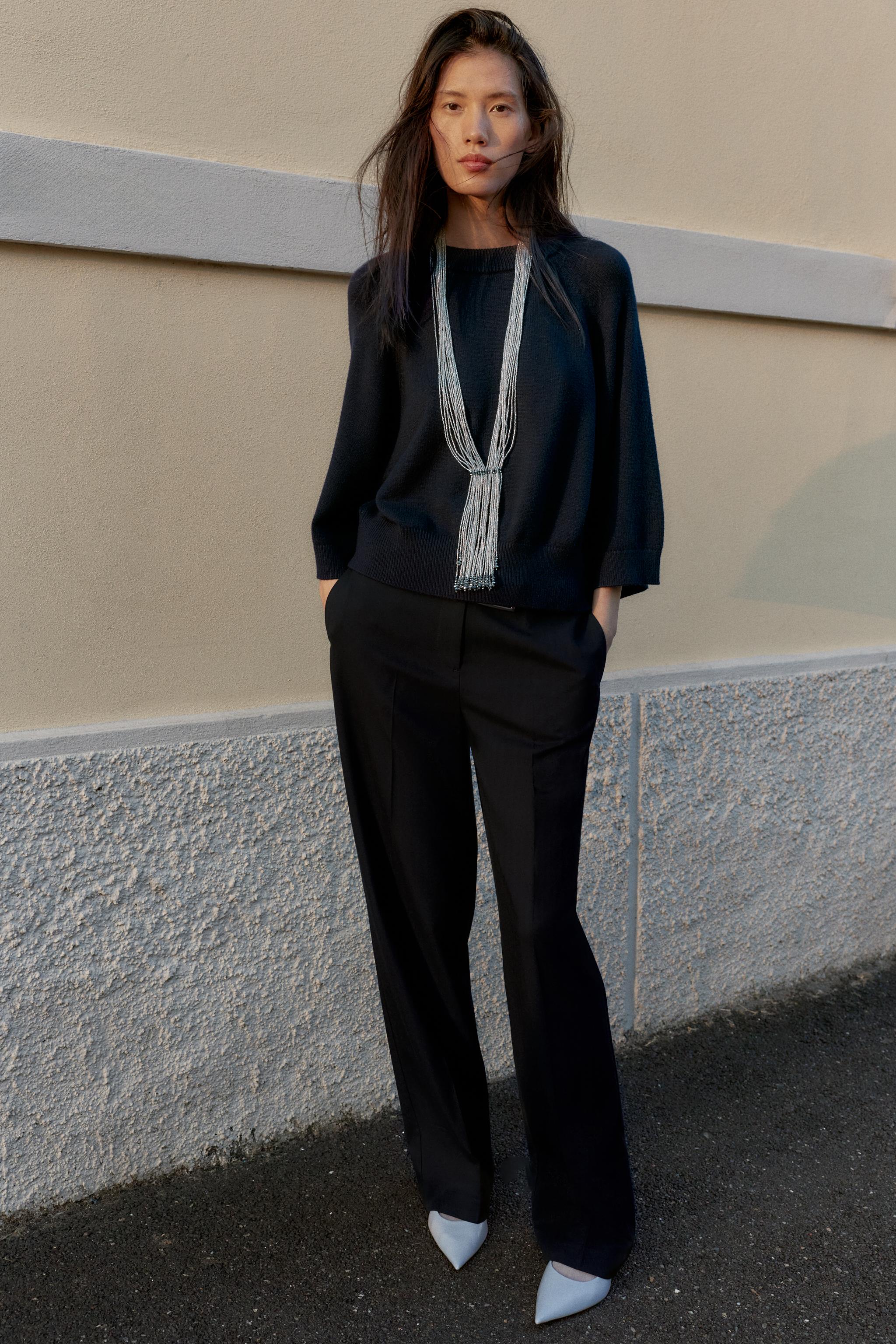 PULL EN MAILLE À MANCHES LARGES