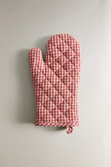 CHECK ADULT OVEN GLOVE - Ecru / Red by Zara - Image 0