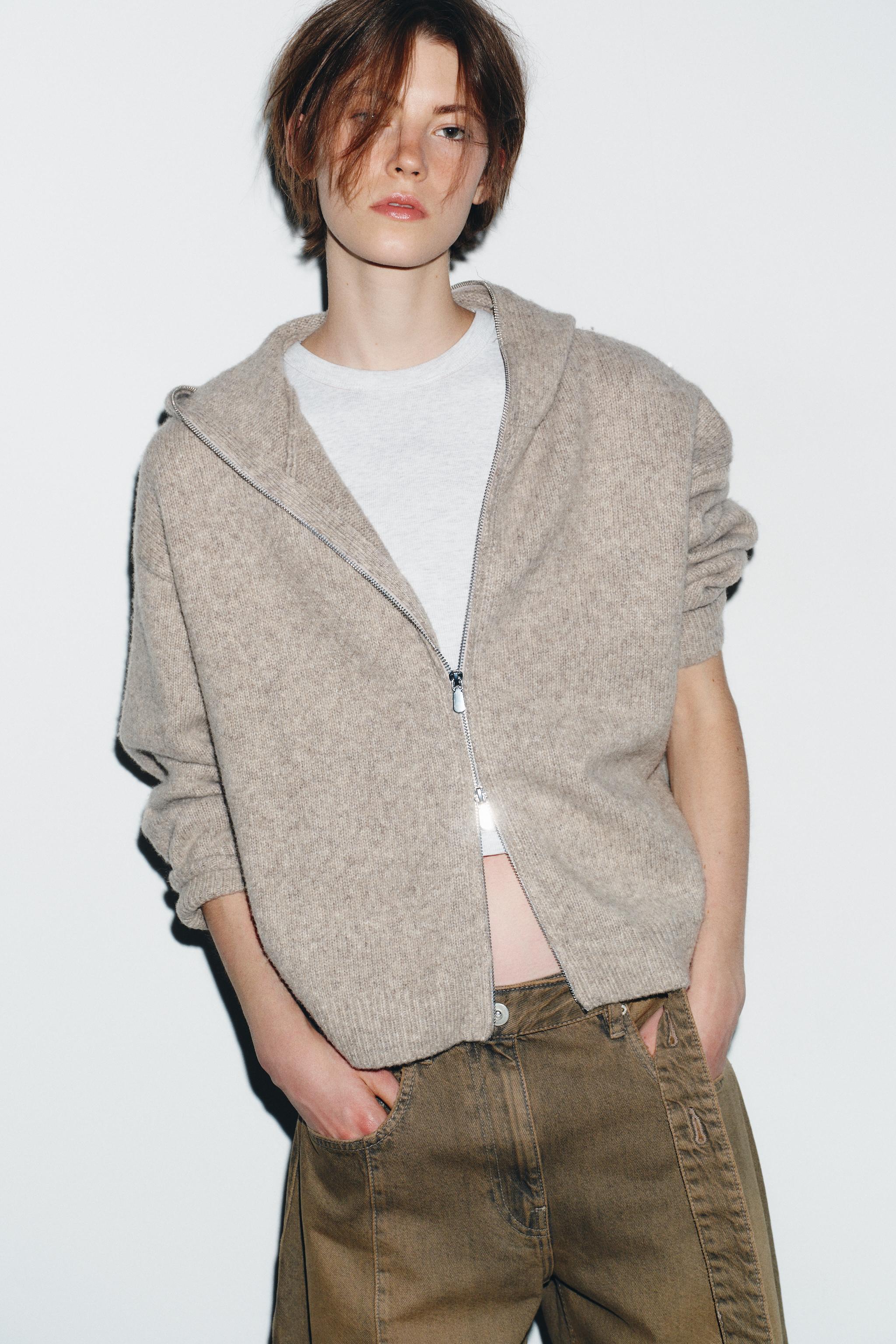 TRF OVERSIZE BARREL LOW-RISE JEANS