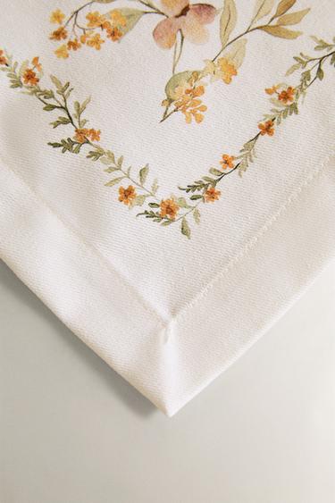 FLORAL PRINT RESIN-COATED PLACEMAT - Light green by Zara - Image 3