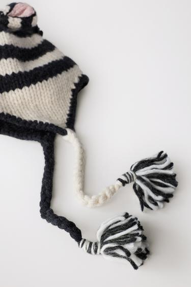 LIMITED EDITION ZEBRA WOOL BEANIE - striped by Zara - Image 8
