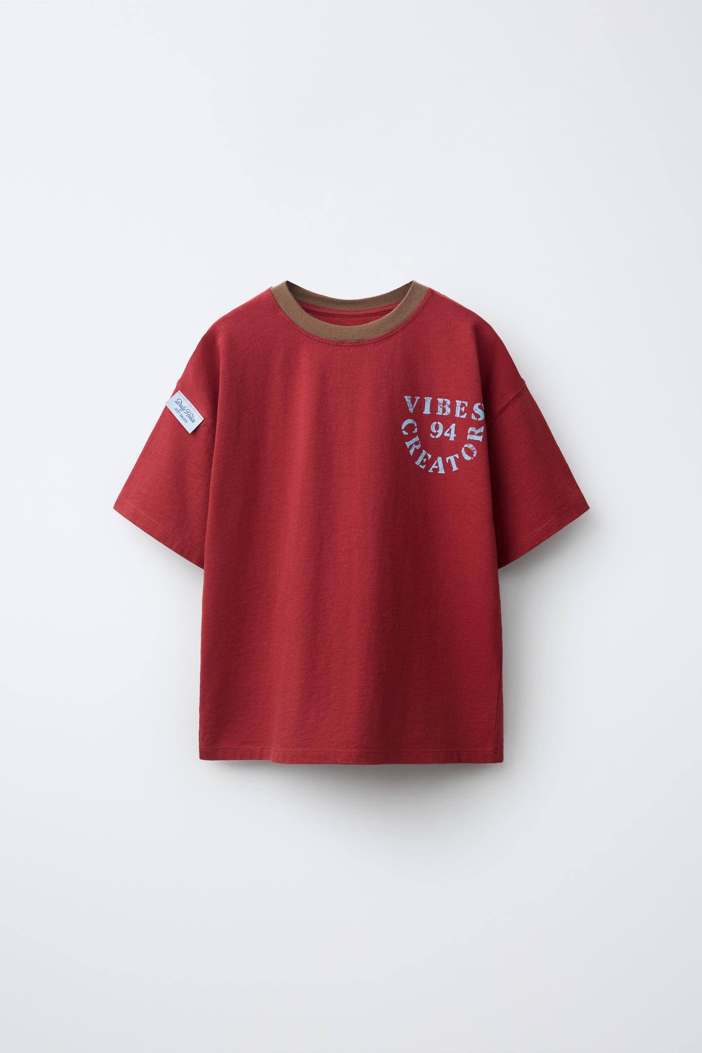Детская футболка Zara Text Print, цвет: Бордовый — фото 1