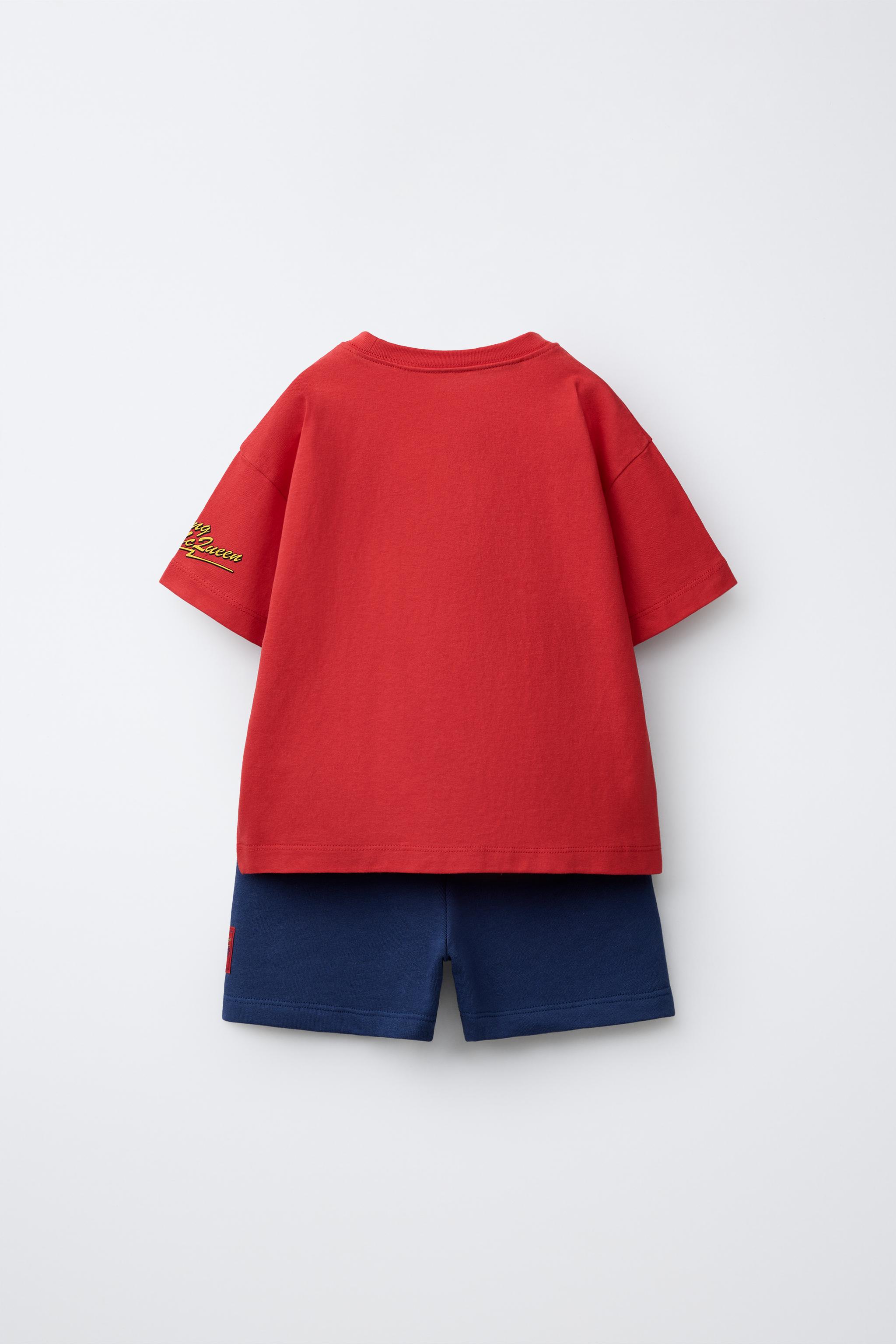 ENSEMBLE T-SHIRT ET SHORT CARS FLASH MCQUEEN © DISNEY/PIXAR