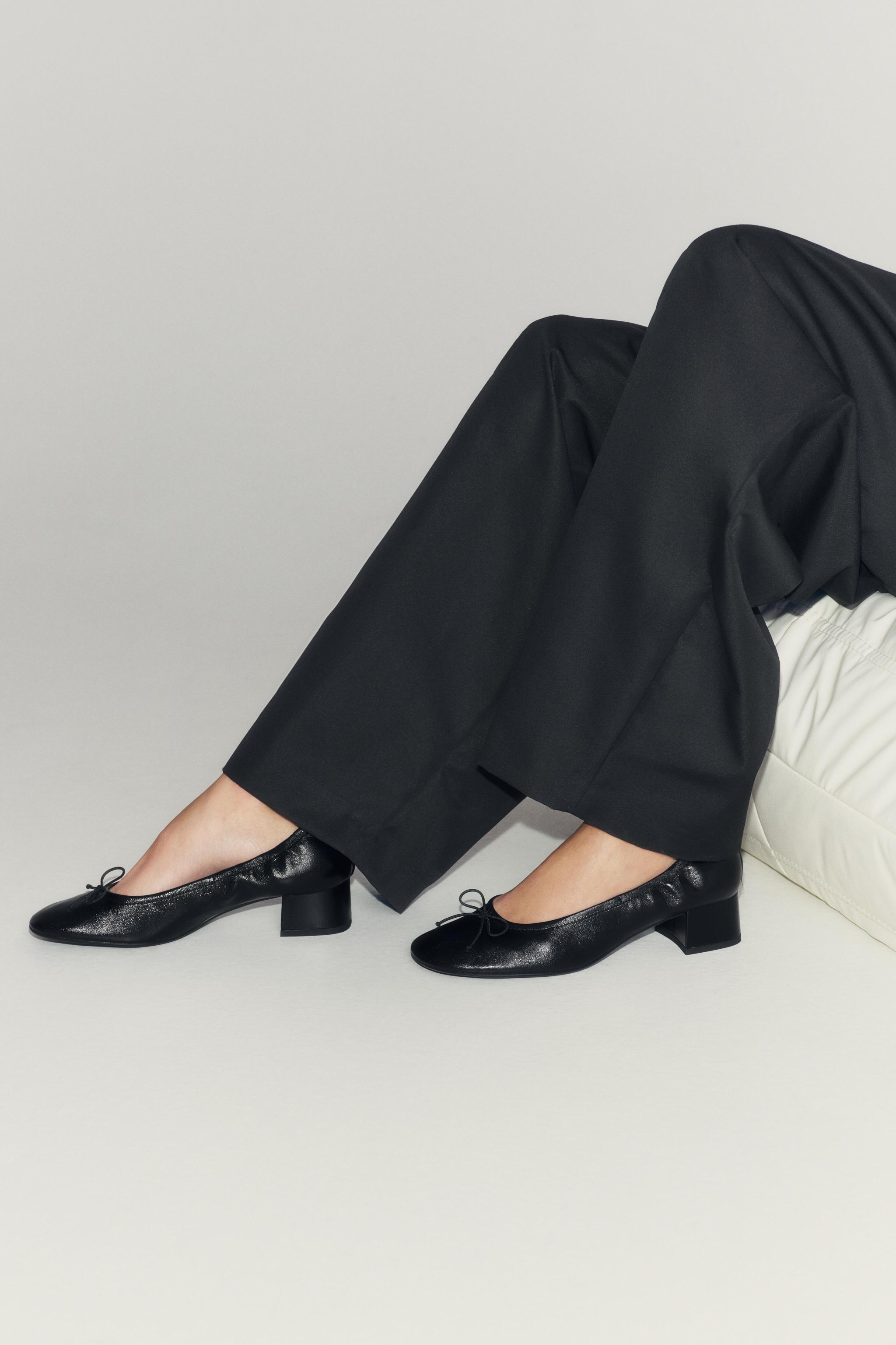 Обувь Zara LEATHER BOW HEELED BALLET FLATS — фото 2