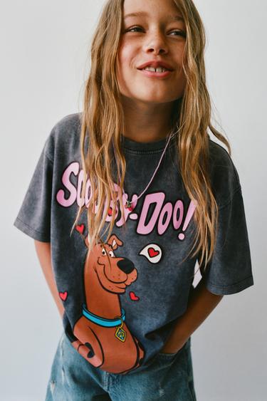 T-SHIRT IN VERWASCHENER OPTIK – SCOOBY DOO™ - Anthrazit von Zara