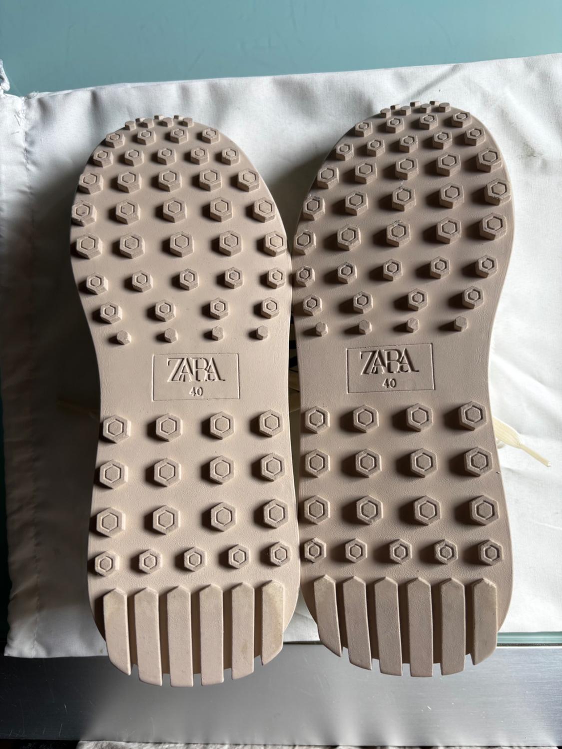 FABRIC RUNNING TRAINERS - Image 3