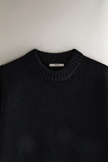 PULL LAINE MÉRINOS - bleu marine de Zara - Image 1