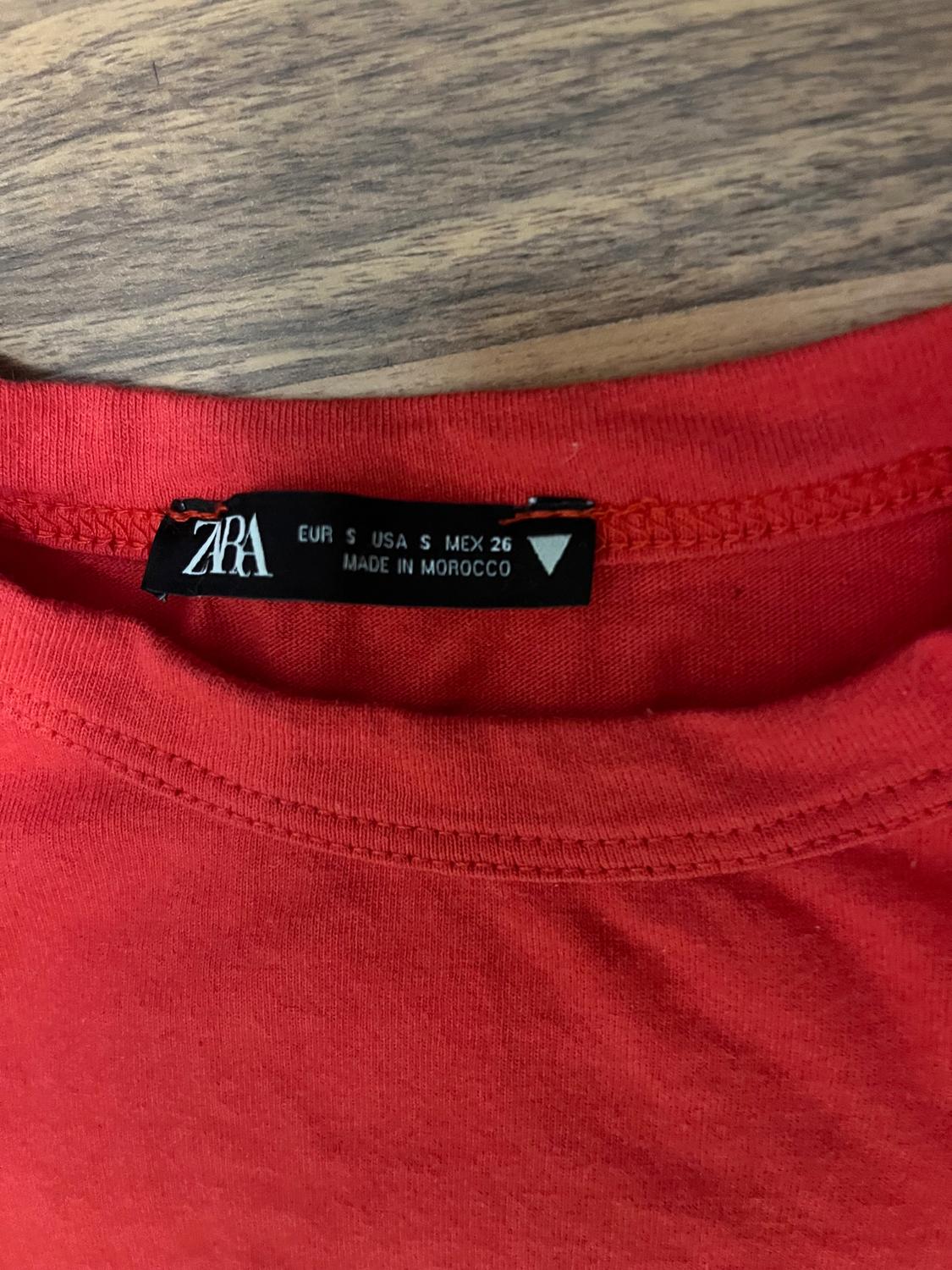 T-SHIRT WITH SLOGAN - Image 2