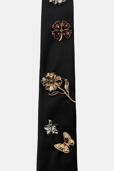BUTTERFLY FLOWER CHARM TIE - Black by Zara - Image 2