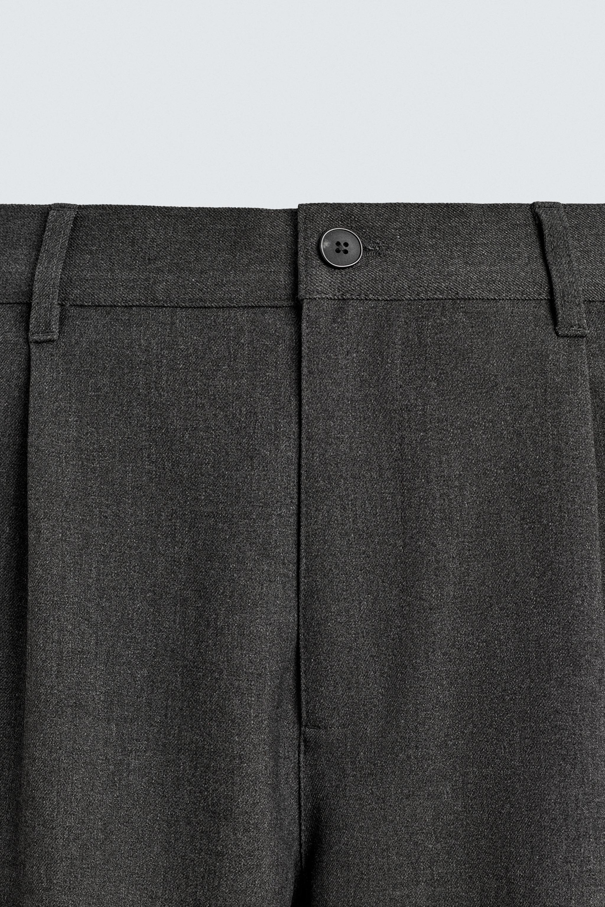 PANTALON STRUCTURÉ À PLIS