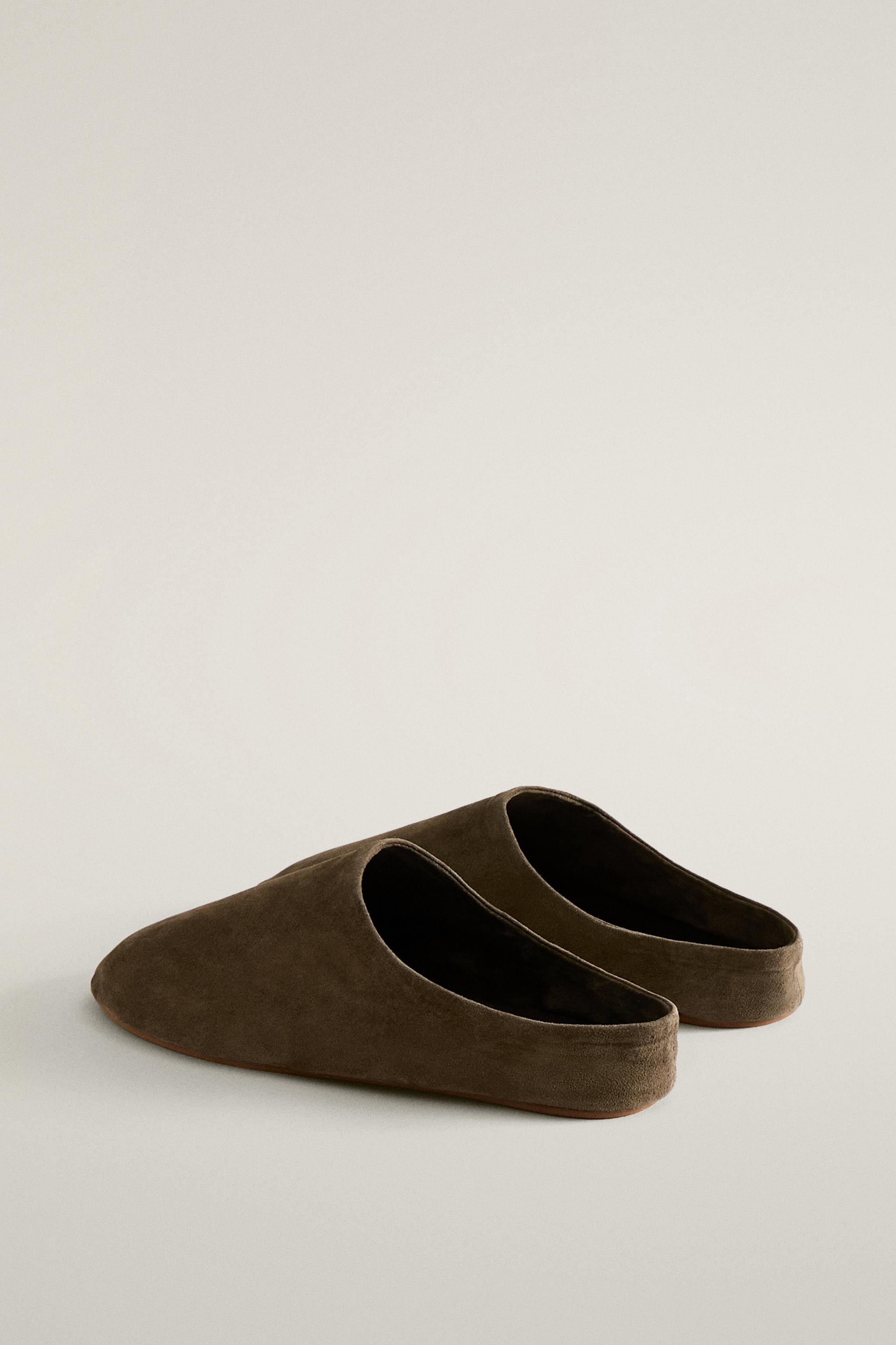 MULES EN CUIR