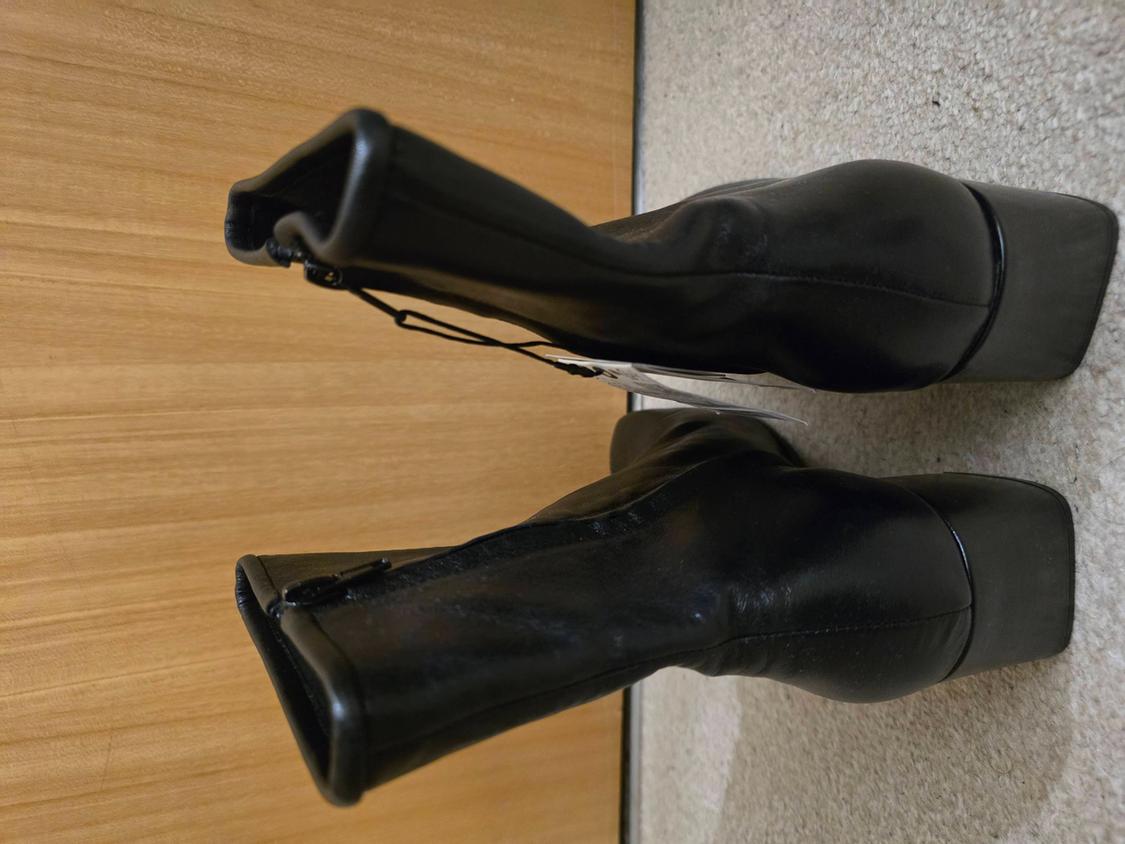 LEATHER BLOCK HEEL ANKLE BOOTS - Image 5