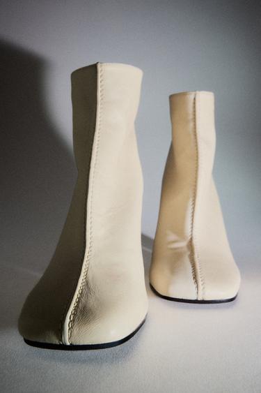 Zara LIMITED EDITION LEATHER HEELED ANKLE BOOTS - Off White