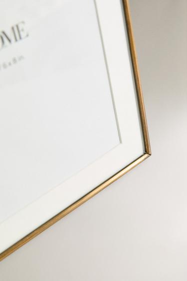 PHOTO FRAME WITH THIN METALLIC BORDER - Golden by Zara - Image 2