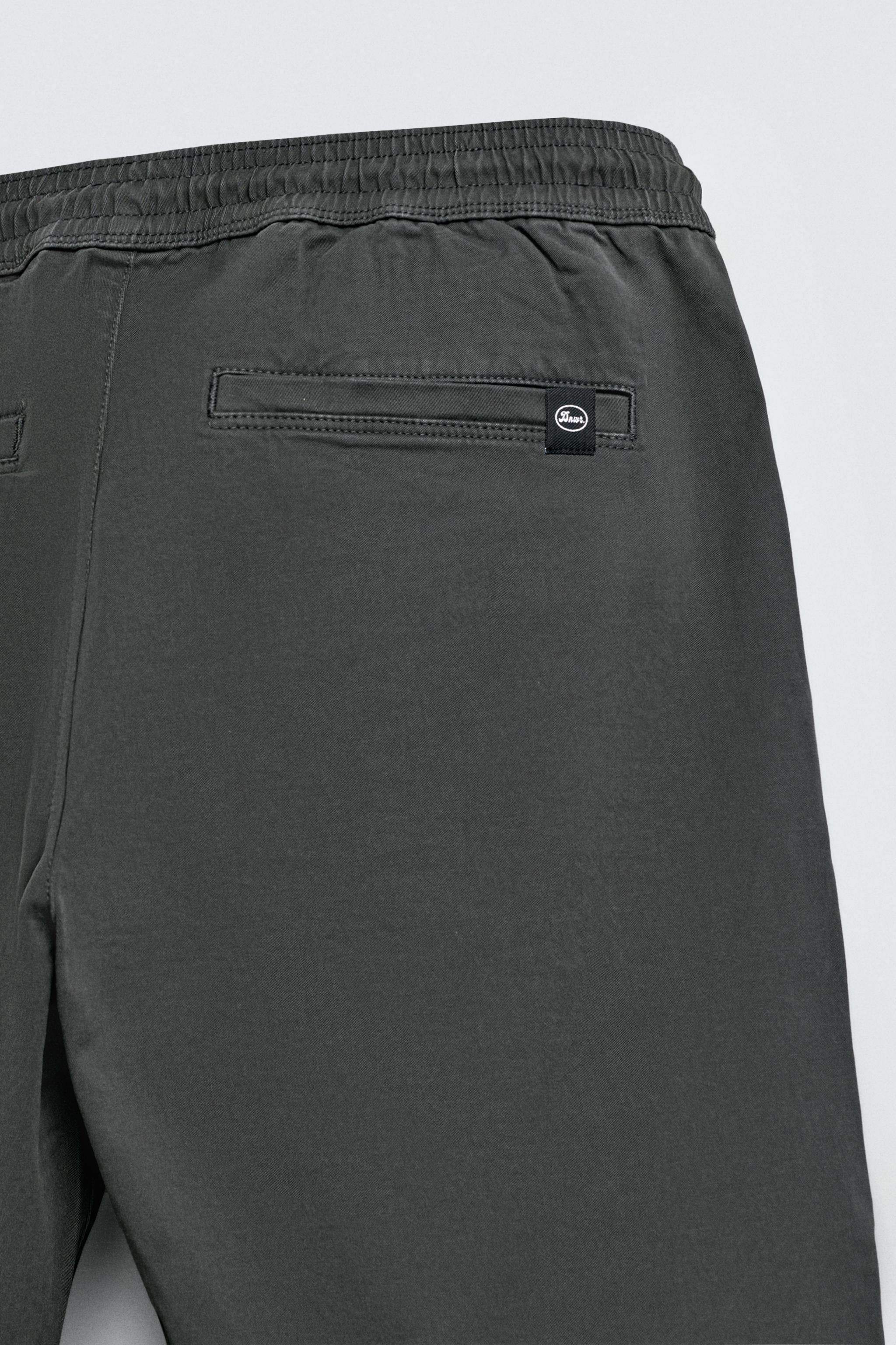SLIM FIT JOGGER WAIST PANTS
