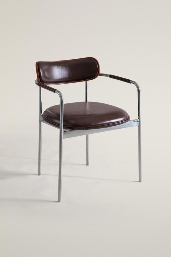 LEATHER AND STAINLESS STEEL CHAIR - بني شيكولاته الخاص بـ Zara - صورة 0