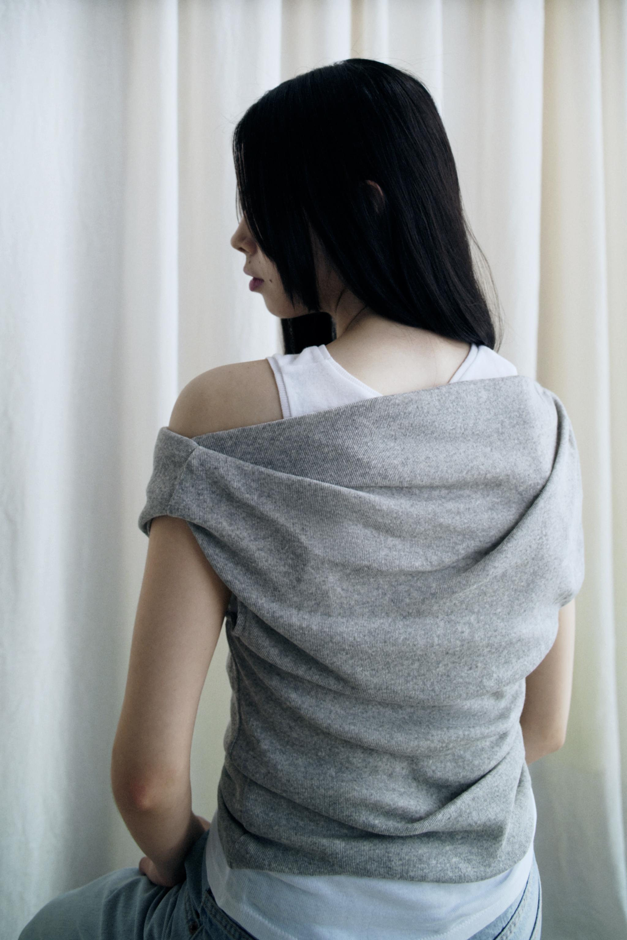 【ZARA】アシンメトリーダブルTシャツ グレーマール5644/213/803 ZARA】アシンメトリーダブルTシャツ グレーマール5644/213/803
