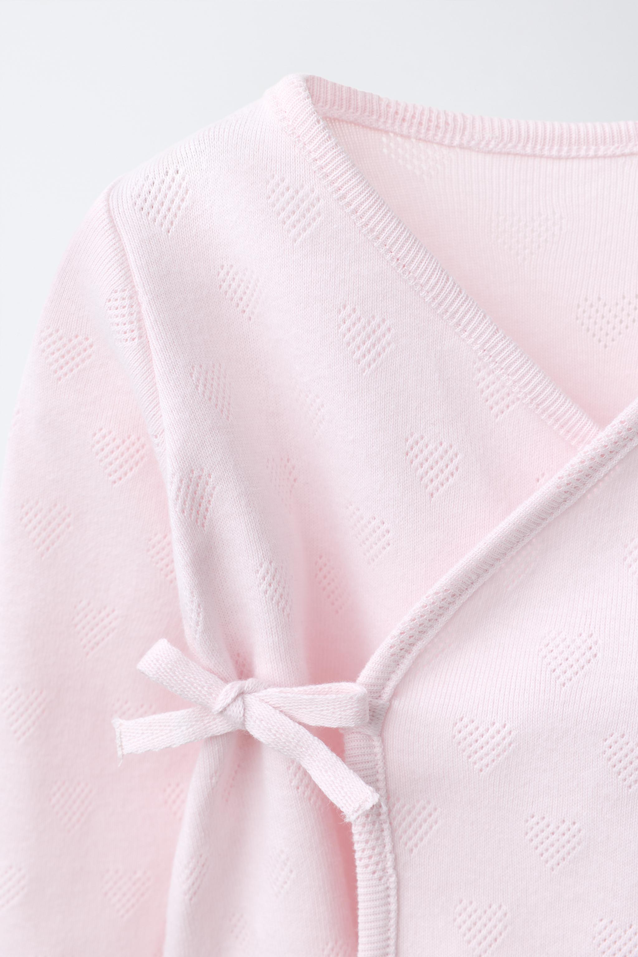 LAYETTE SET AND POUCH