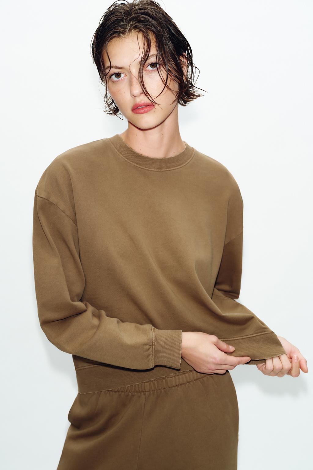 WASHED EFFECT SWEATSHIRT