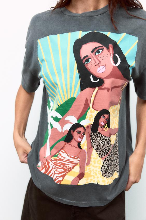 T-SHIRT IN VERWASCHENER OPTIK MIT PRINT - Mittelgrau | ZARA  