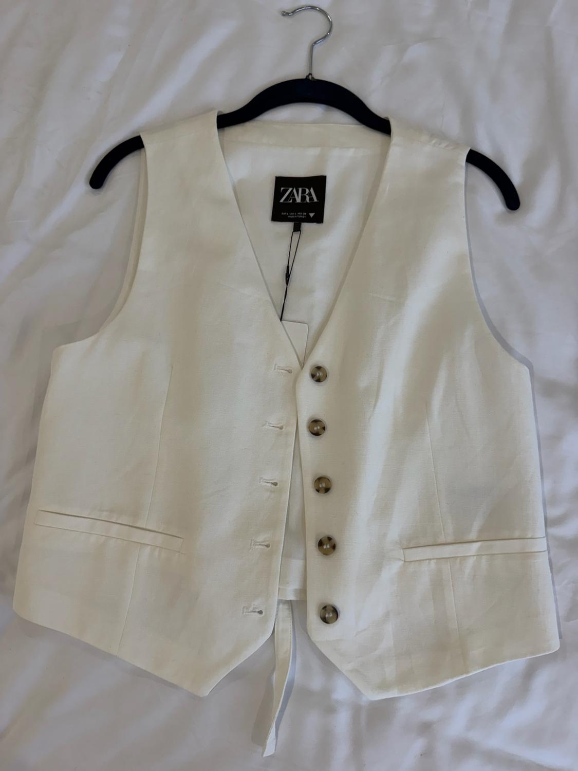 TABBED VEST - Image 2