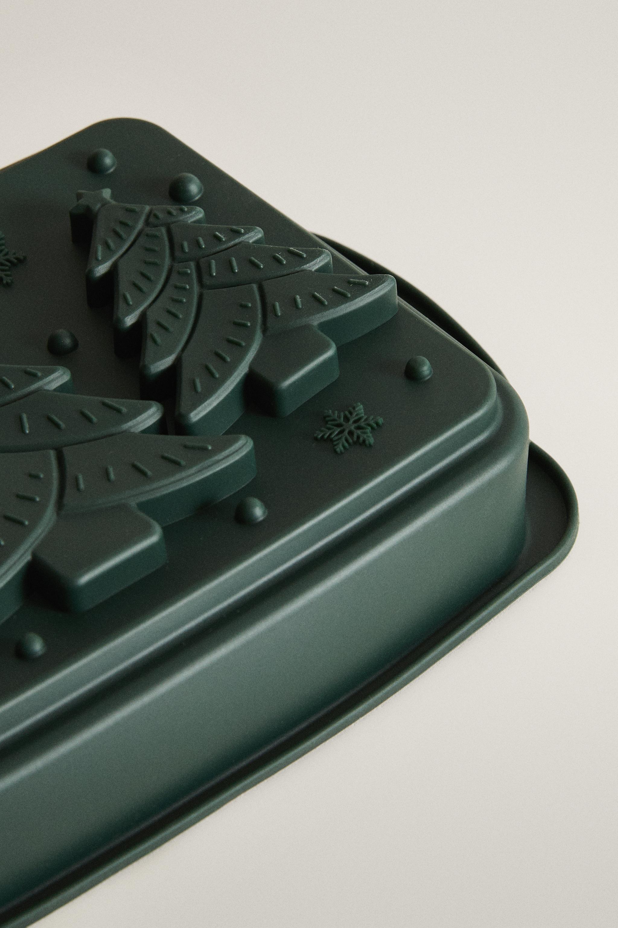 SILICONE CHRISTMAS TREE MOLD