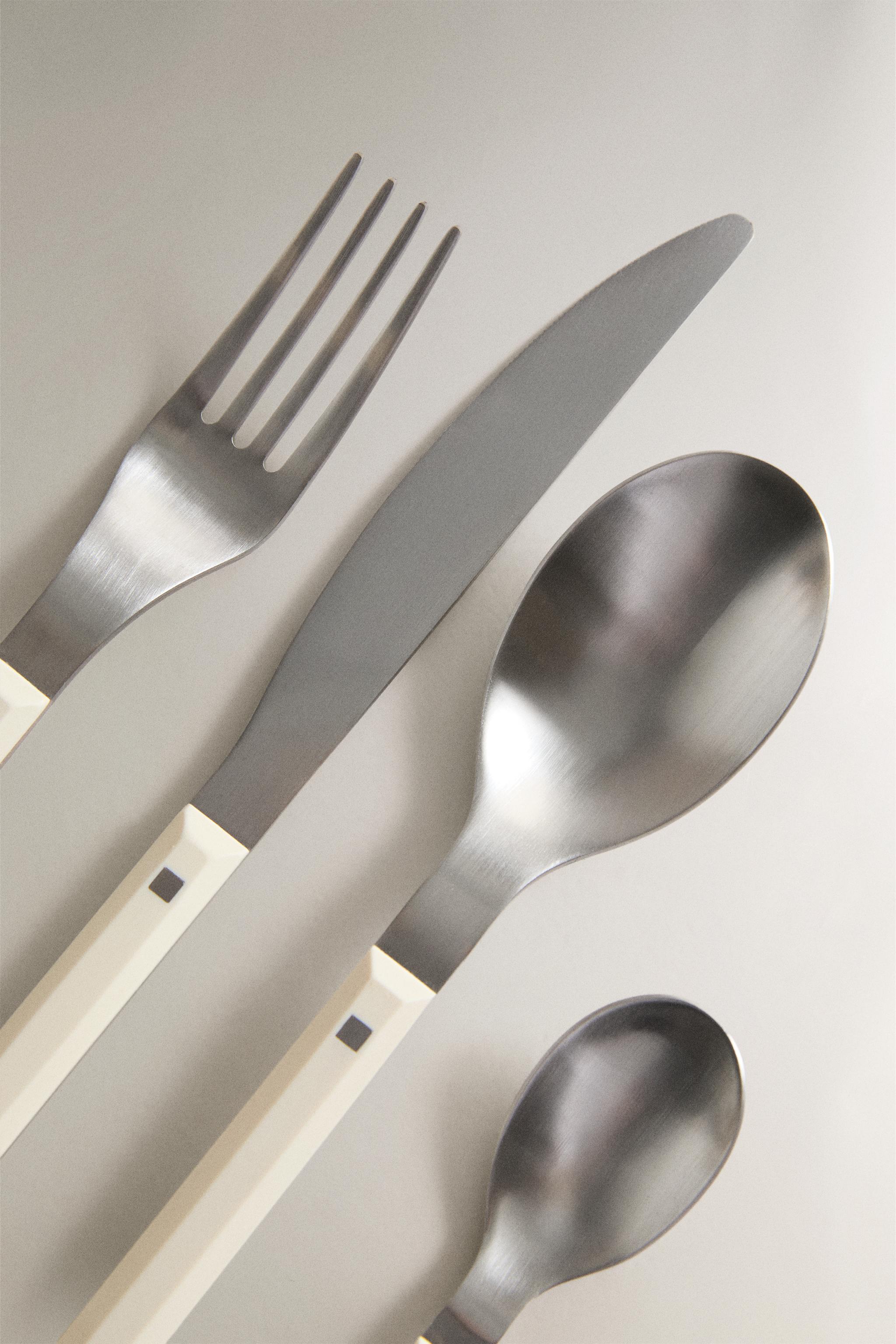 HEXAGONAL HANDLE FLATWARE SET (SET OF 4) — White