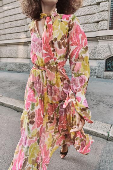 ROBE IMPRIMÉE FLEURIE AVEC CEINTURE À NŒUD - Multicolore de Zara - Image 5