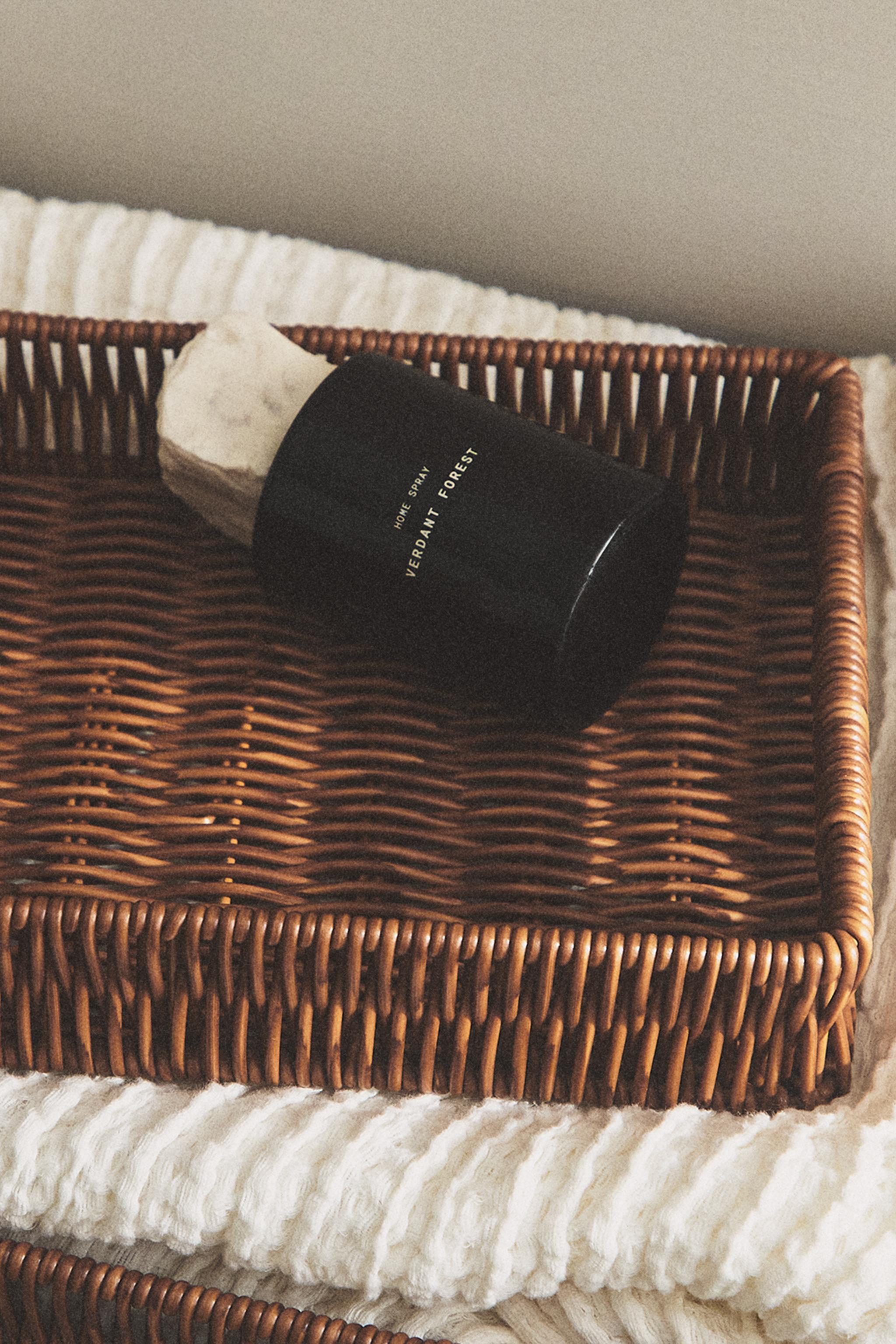 RECYCLED PLASTIC RECTANGULAR BASKET