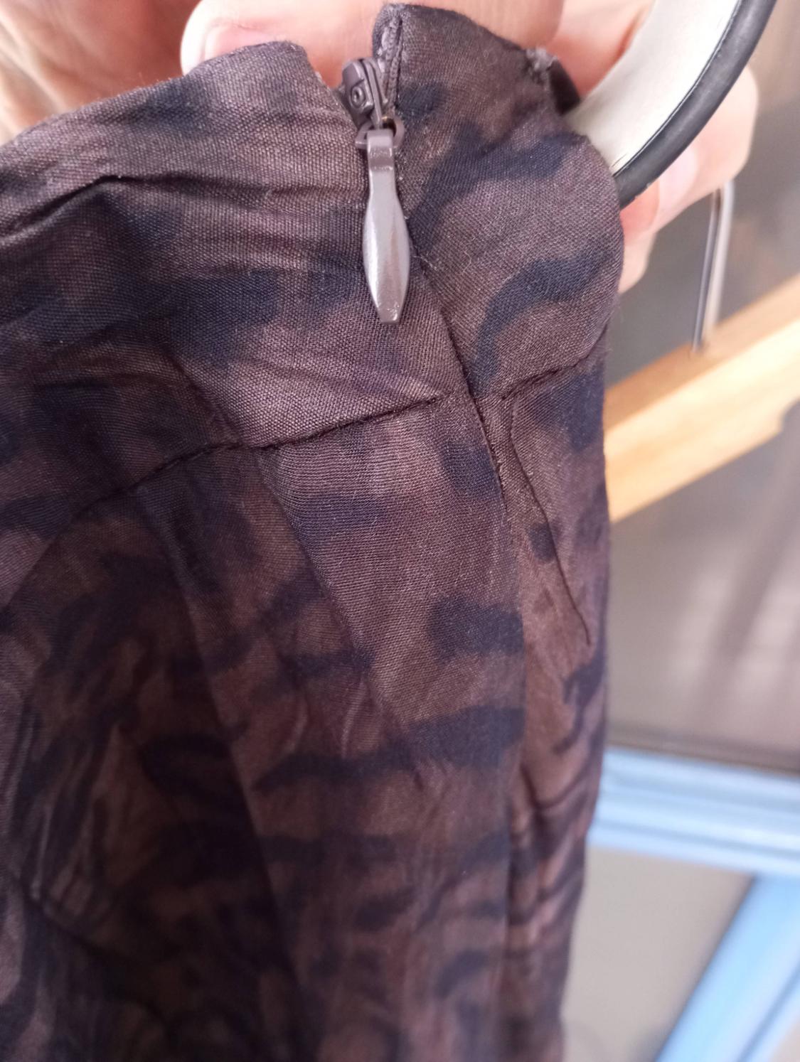 PRINTED MIDI SKIRT WITH BELT - Image 4