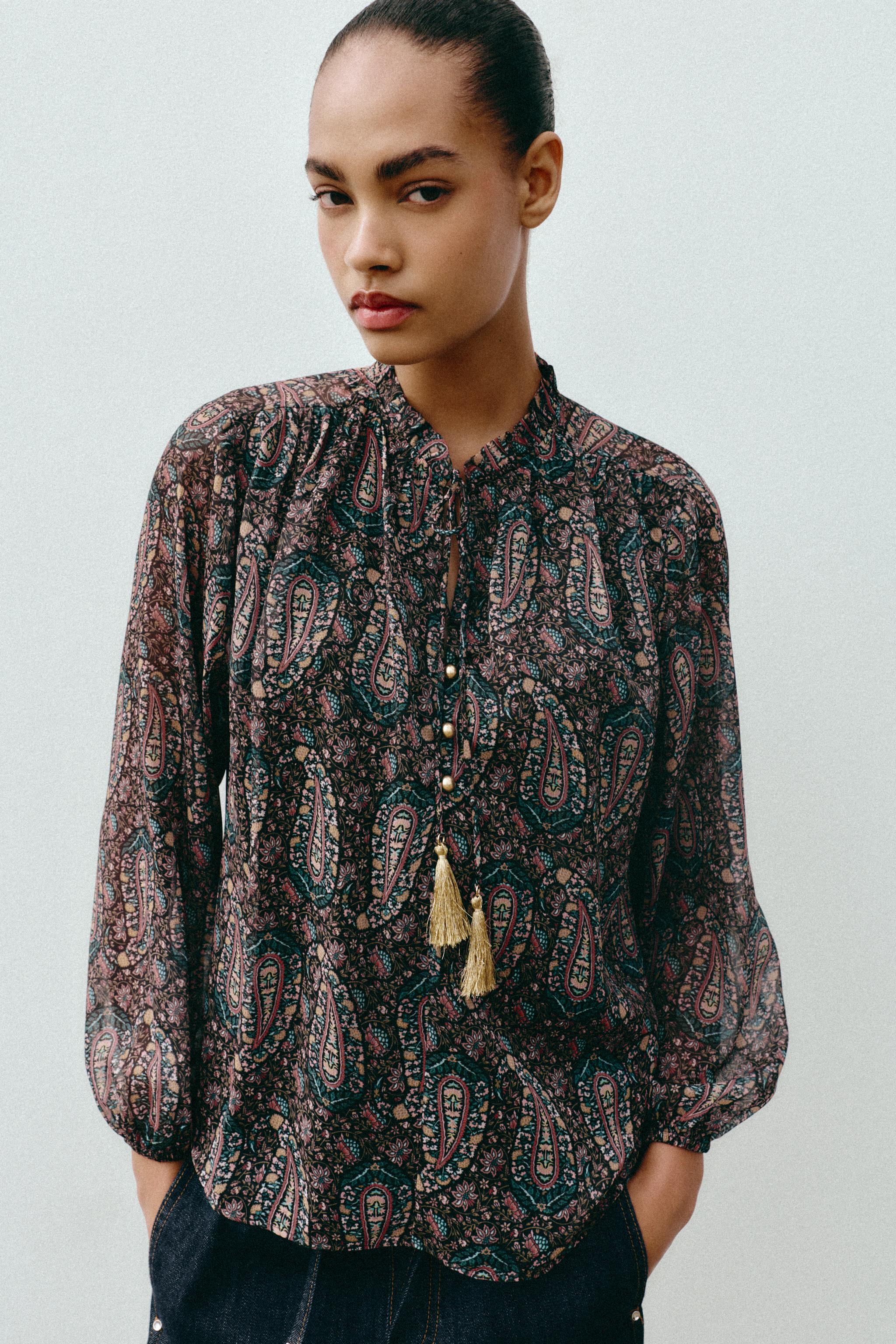 DESENLİ YARI TRANSPARAN BLUZ