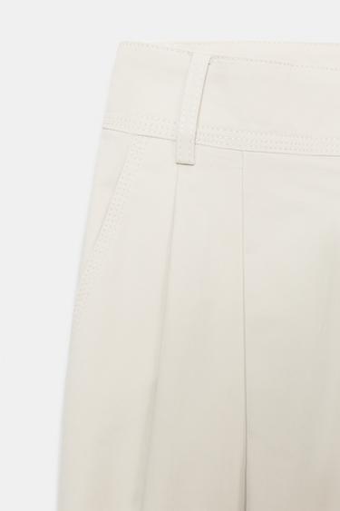 PANTALON BARREL À PINCES - Écru de Zara - Image 7