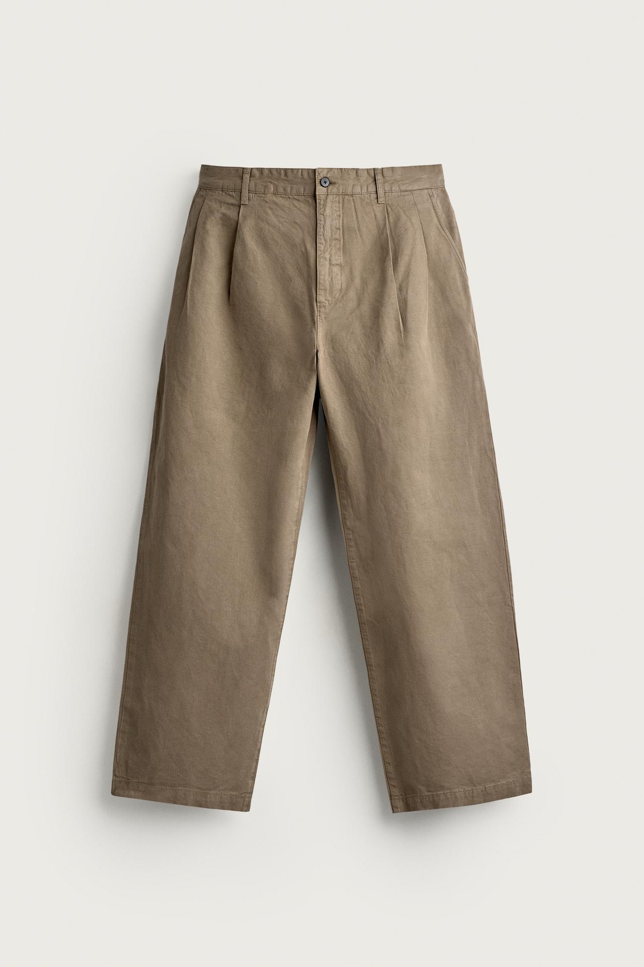 PLEATED REGULAR-FIT CHINO PANTS — Taupe gray