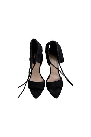 ABSATZSCHUHE ZUM SCHNÜREN