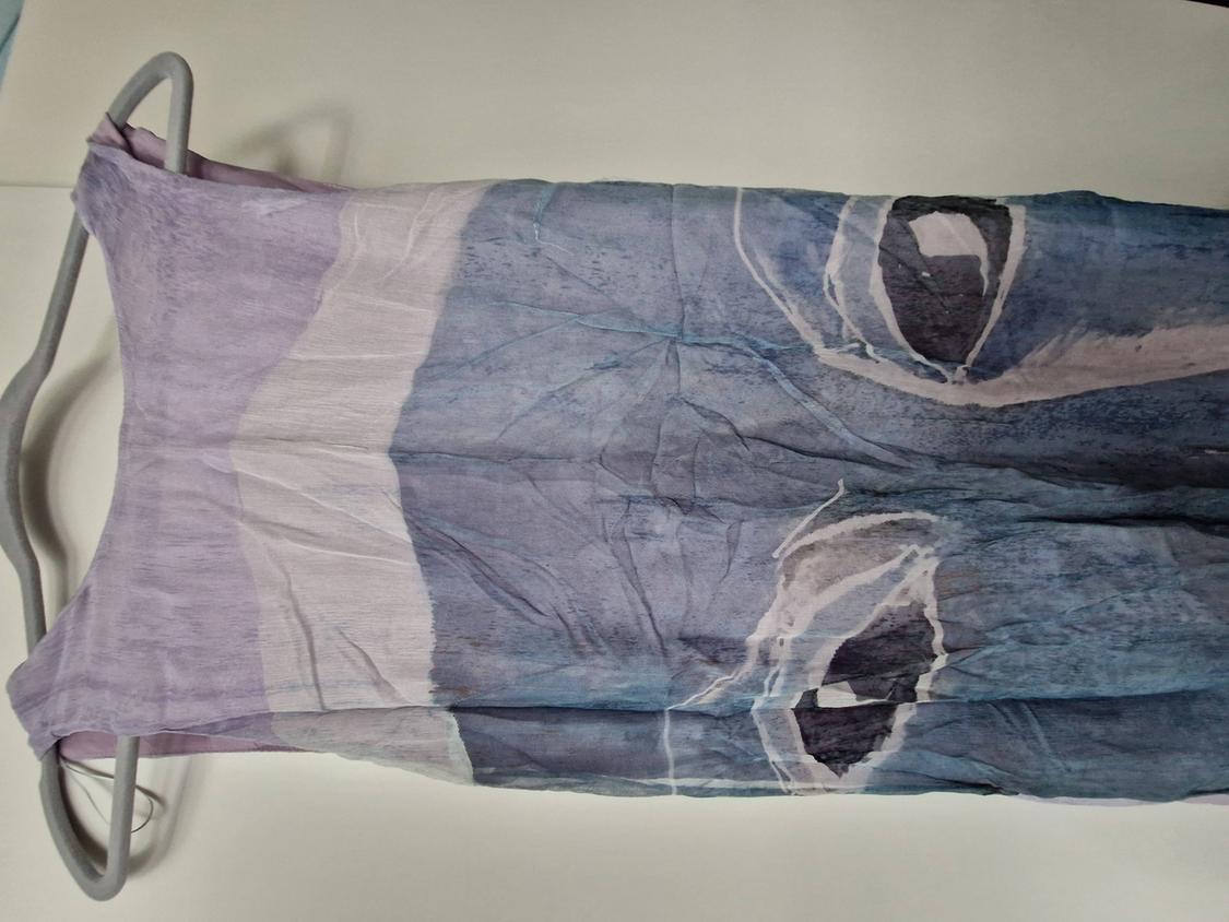 FLOWING PRINTED DRESS WITH SCARF - Image 2